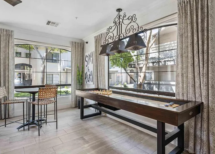 Apartment Boulevard Quiet Modern 1br Pickleball Pool Parking Gym 04 *